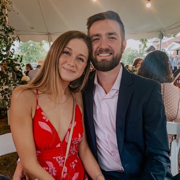 Meet your Posher, Haley - Picture 2 of 5